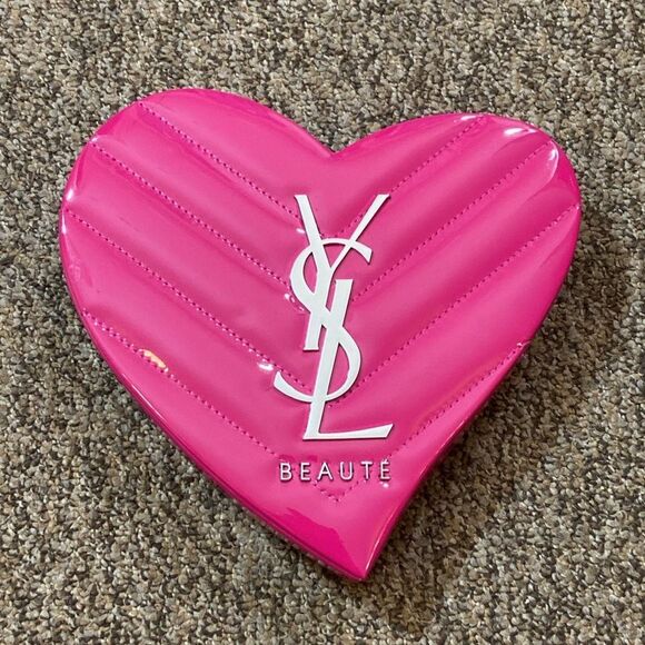 YSL Beauté Pink Heart-Shaped Case Entry Box - Picture 3 of 6